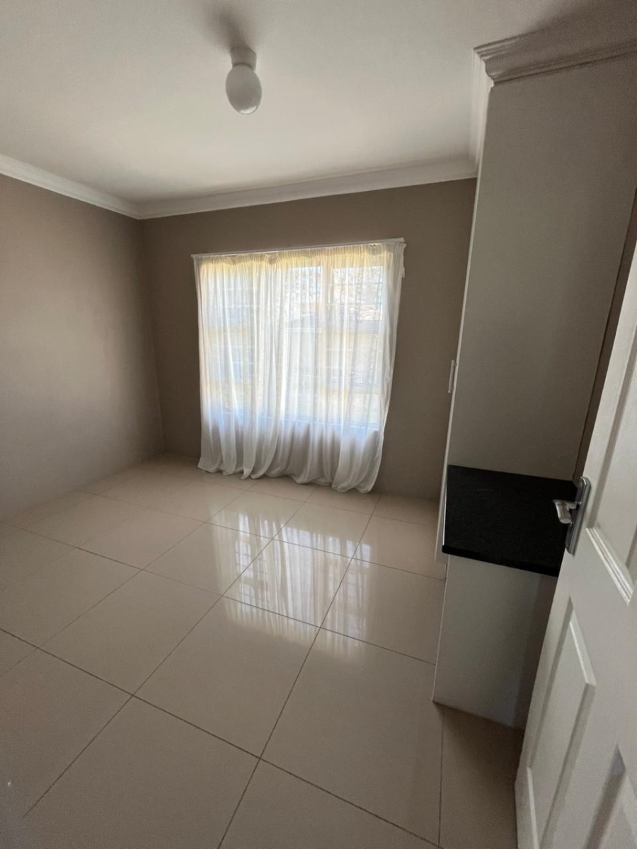 4 Bedroom Property for Sale in Abbotsford Eastern Cape